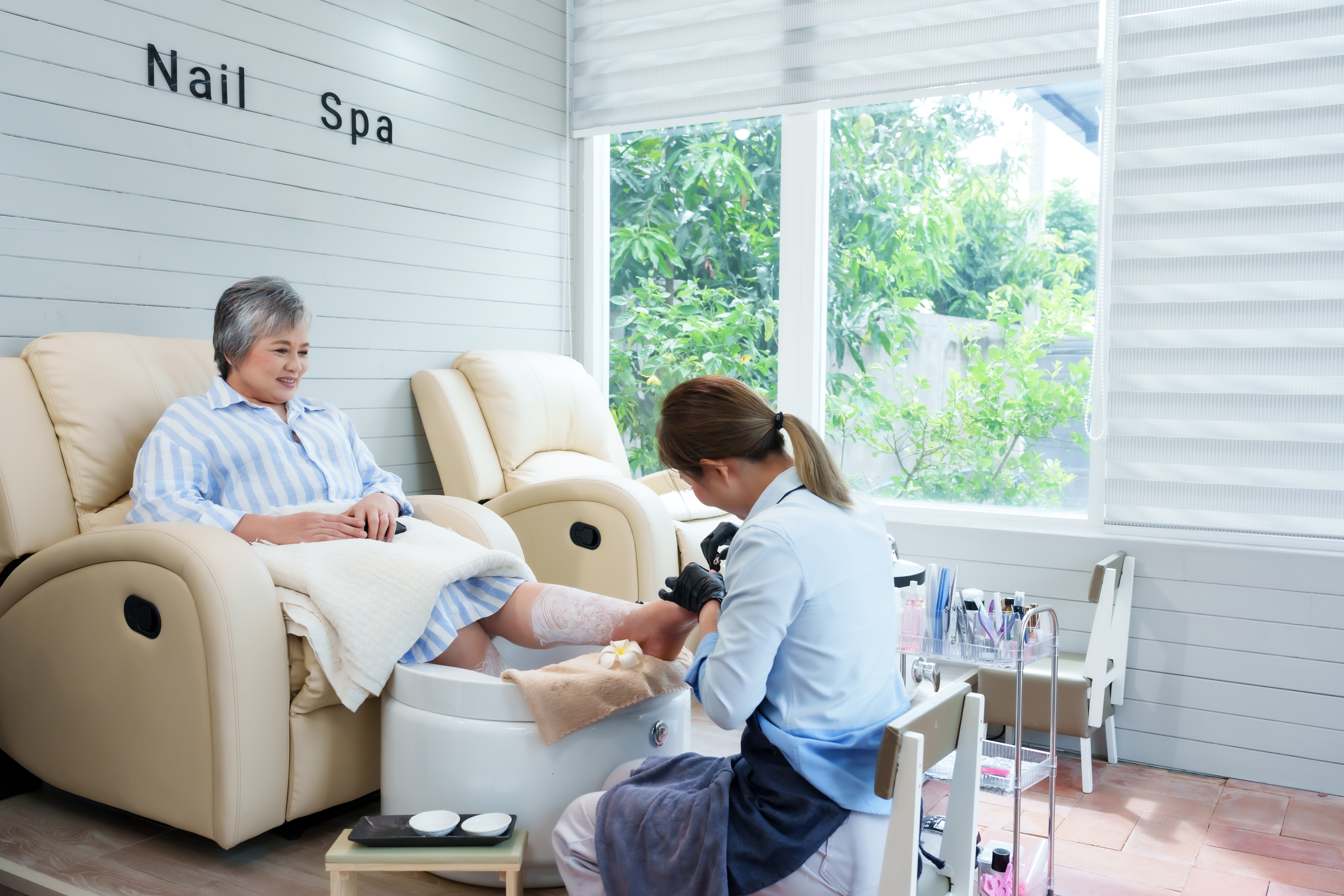 Home Beauty Services in Baniyas